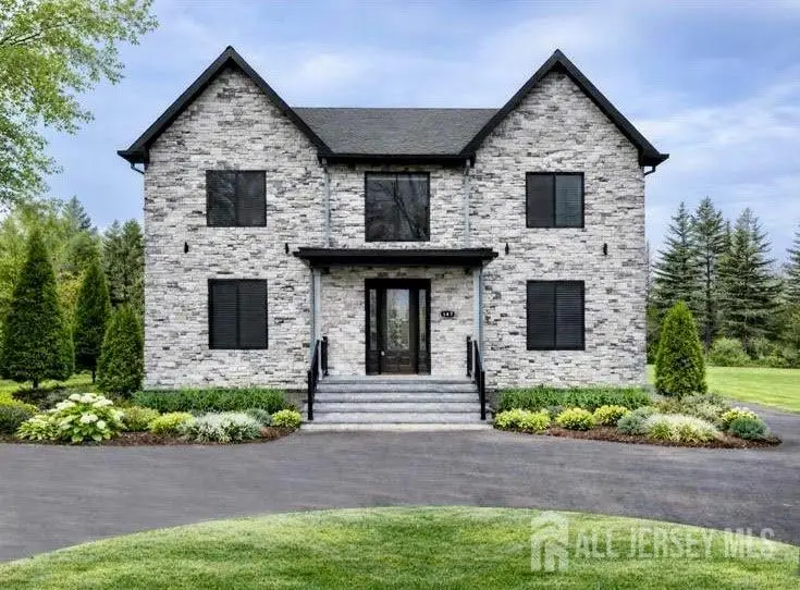 -147 Carter Drive, Princeton, NJ 08540 - Image #2