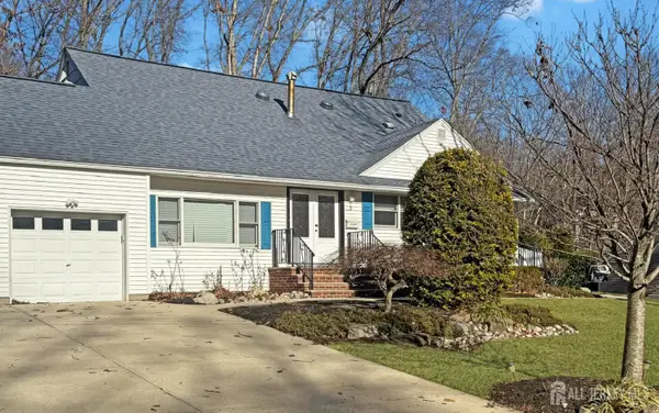 -5 Sandalwood Drive, East Brunswick, NJ 08816