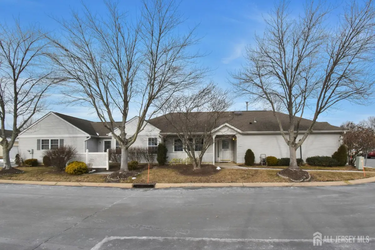 -277 E Nighthawk Drive, Monroe, NJ 08831 - Image #1