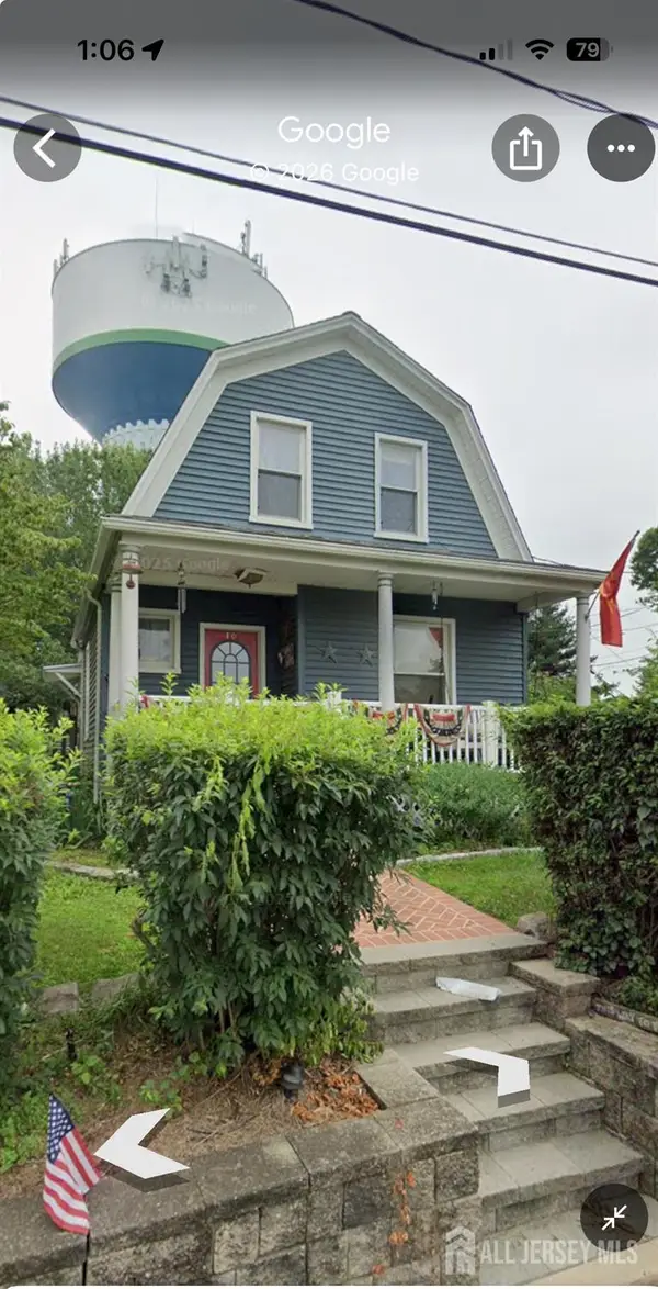 -10 Ericson Avenue, Helmetta, NJ 08828