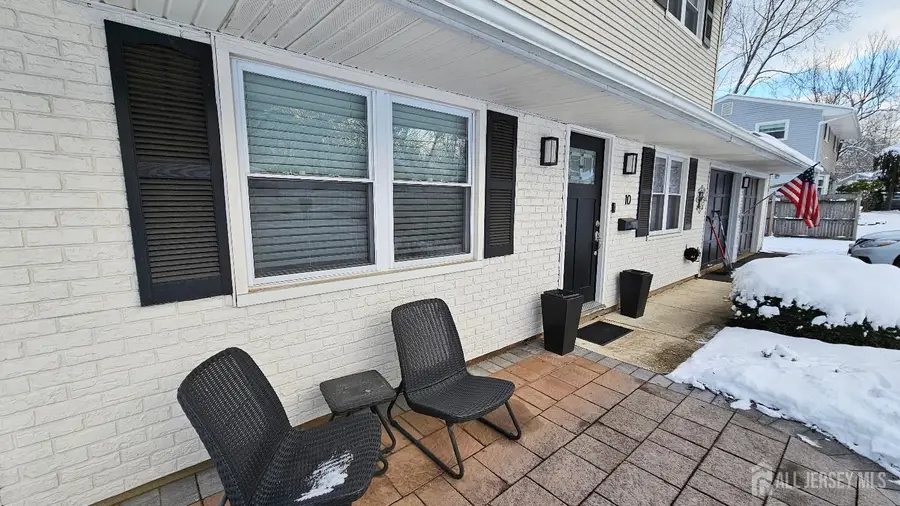 -10 Darrow Court, Kendall Park, NJ 08824 - Image #2
