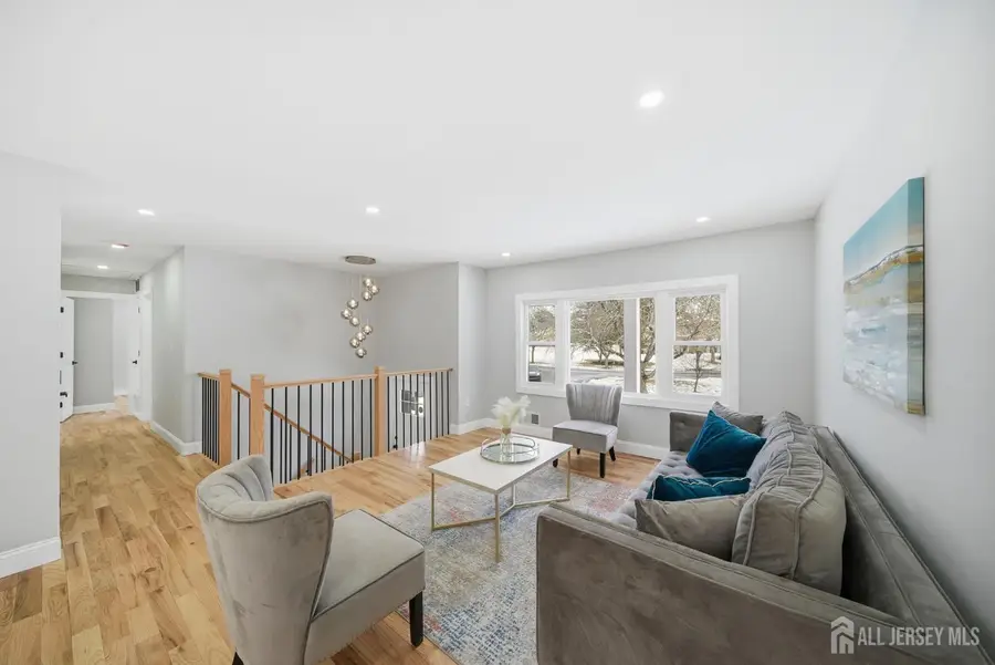 -12 Thornton Lane, Piscataway, NJ 08854 - Image #2