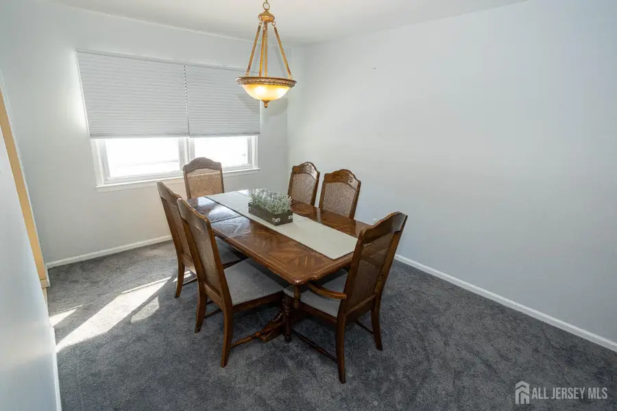 -10 Lapa Court, Sayreville, NJ 08859 - Image #3