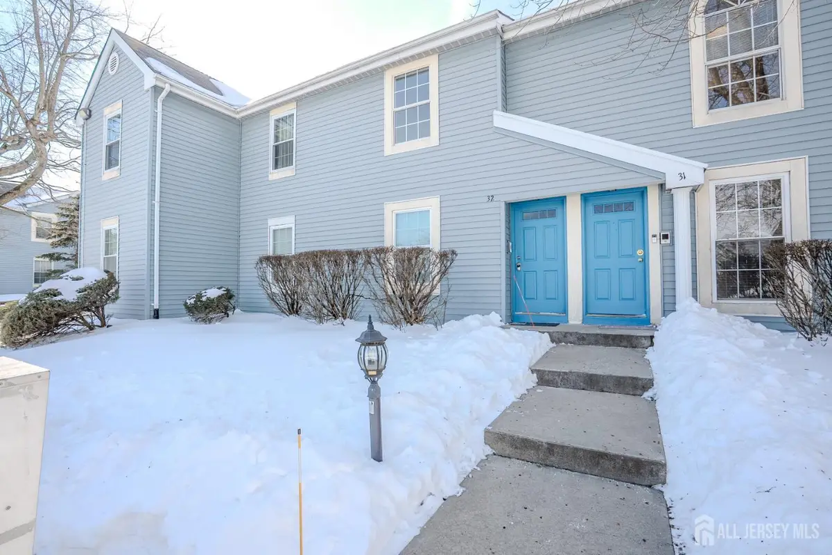 -32 Tanglewood Court, South Brunswick, NJ 08852 - Image #1