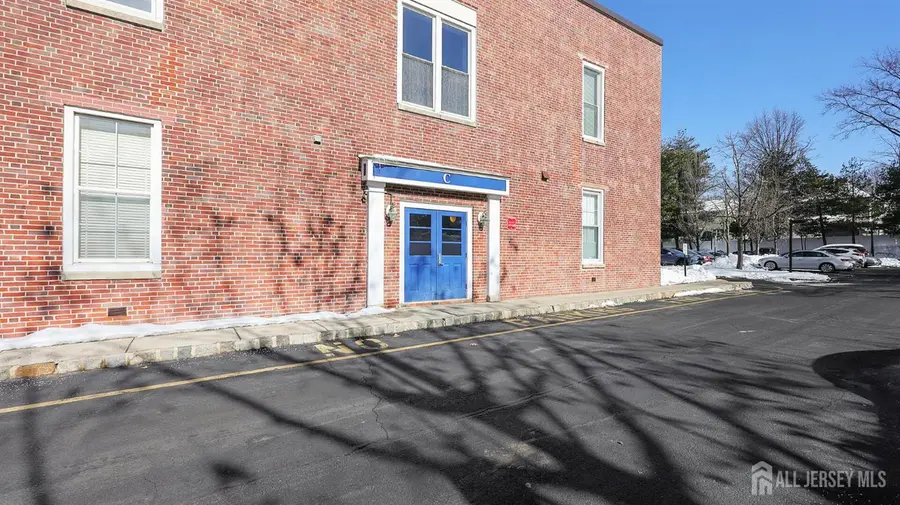 -201 S 2nd Avenue S #9, Highland Park, NJ 08904 - #2