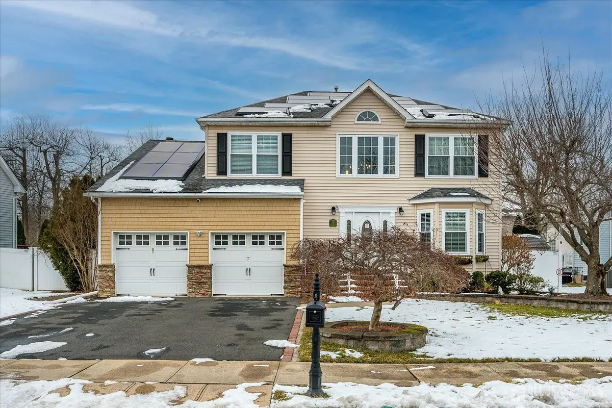 -6 Brittany Way, Kendall Park, NJ 08824 - Image #1