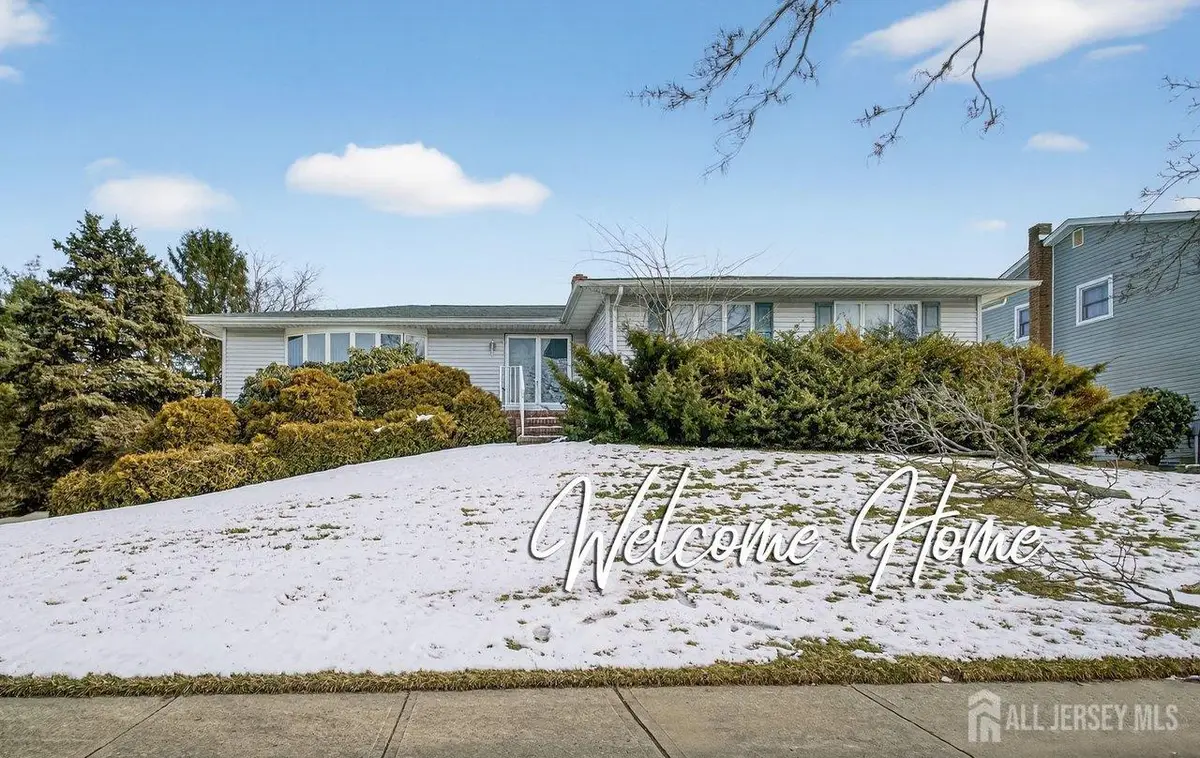 -30 Iroquois Drive, Sayreville, NJ 08859 - Image #1