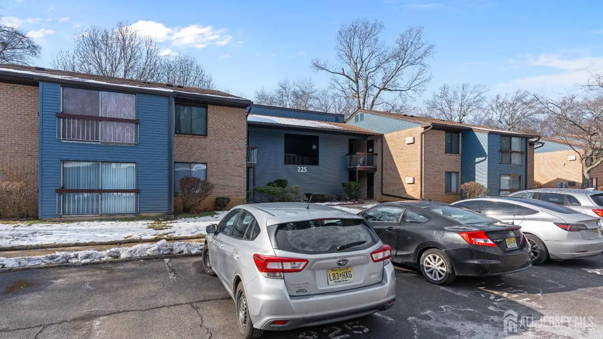 -225 Medford Court #G, Manalapan Township, NJ 07726 - Image #1