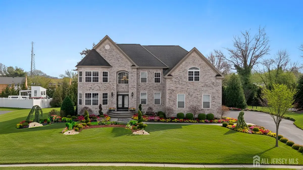 -11 Gatarz Court, East Brunswick, NJ 08816 - #1