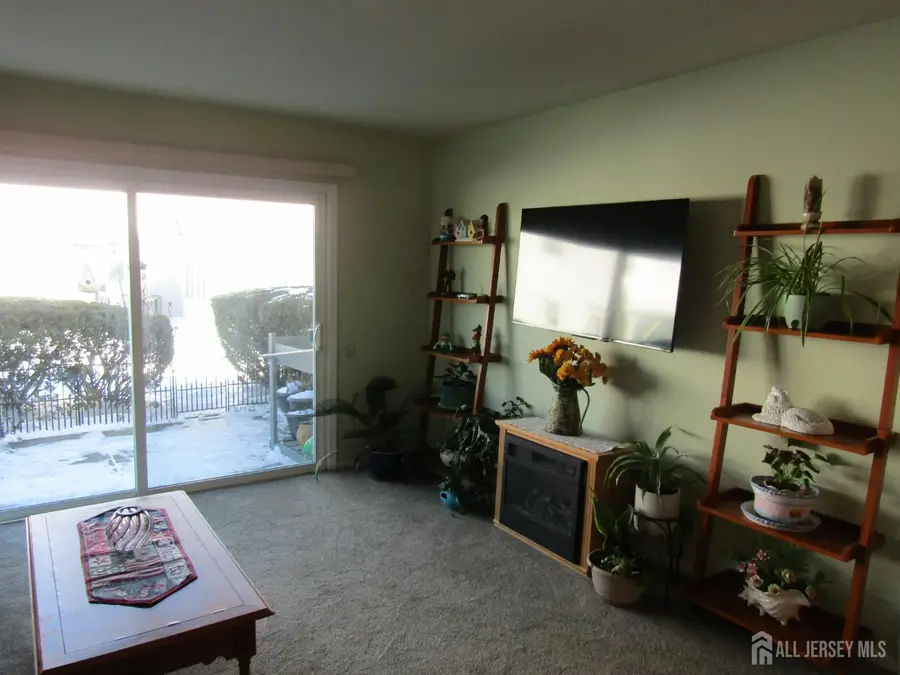 -109 Lowell Lane #D, Monroe, NJ 08831 - Image #3