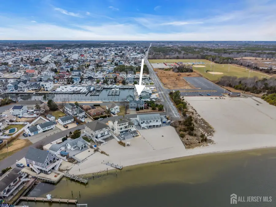 -34 Cove Point Road, Toms River, NJ 08753 - #2