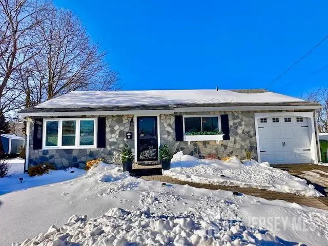 -8 Willow Court, Parlin, NJ 08859 - Image #2