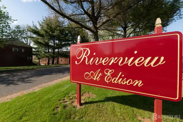 -93 Fox Road #2B, Edison, NJ 08817