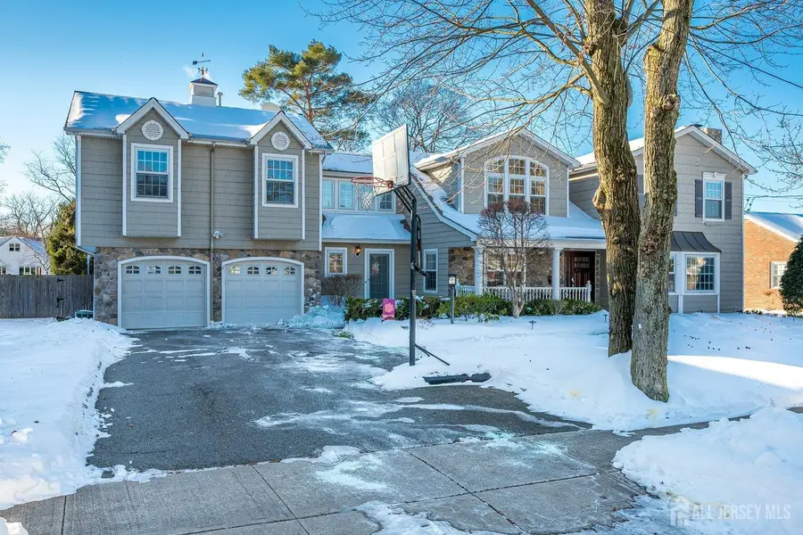 -188 E Chestnut Avenue E, Metuchen, NJ 08840 - #2