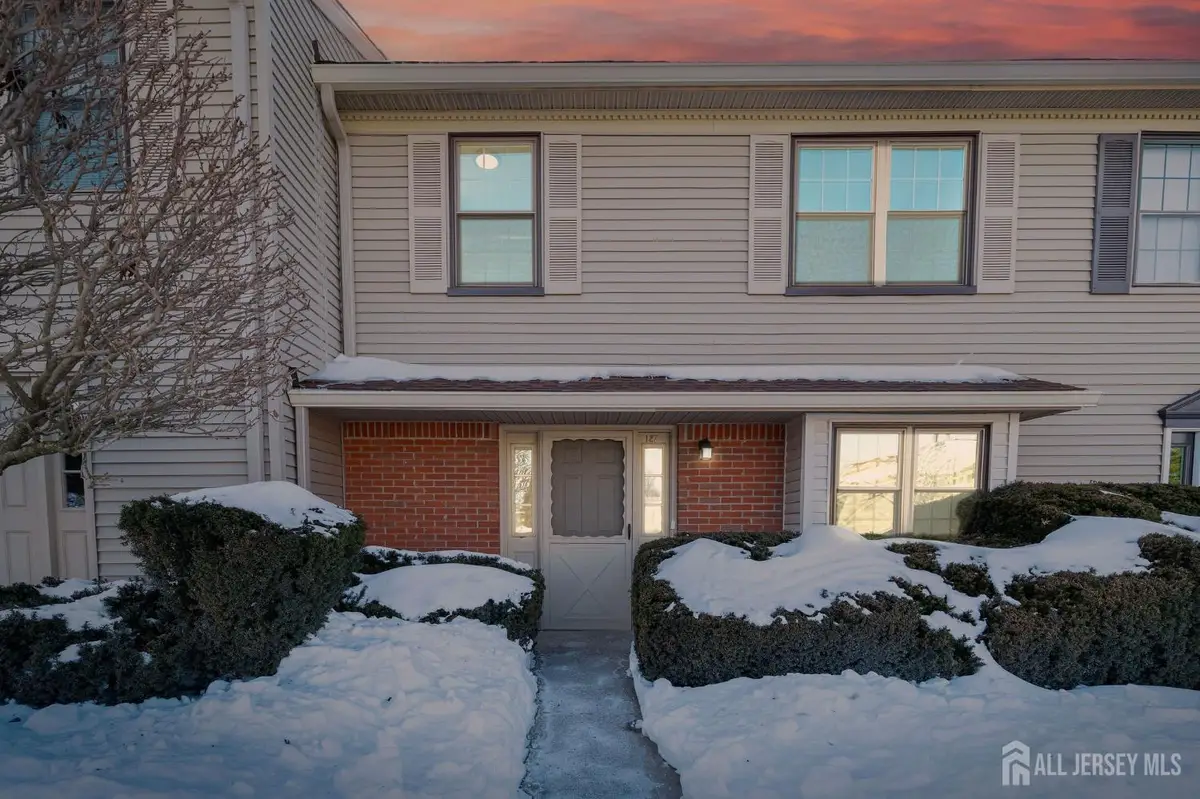 -127 Hampton Court, Somerset, NJ 08873 - #1