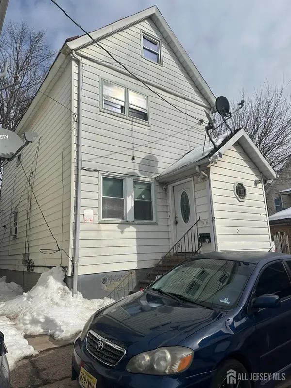 -2 Ball St Street, New Brunswick, NJ 08901