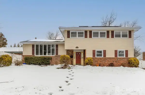 -10 Gavel Road, Sayreville, NJ 08872
