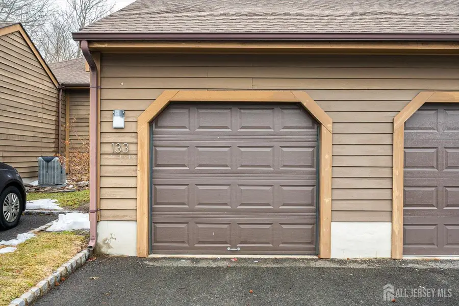 -133 Oakmont Court, Edison, NJ 08820 - #2