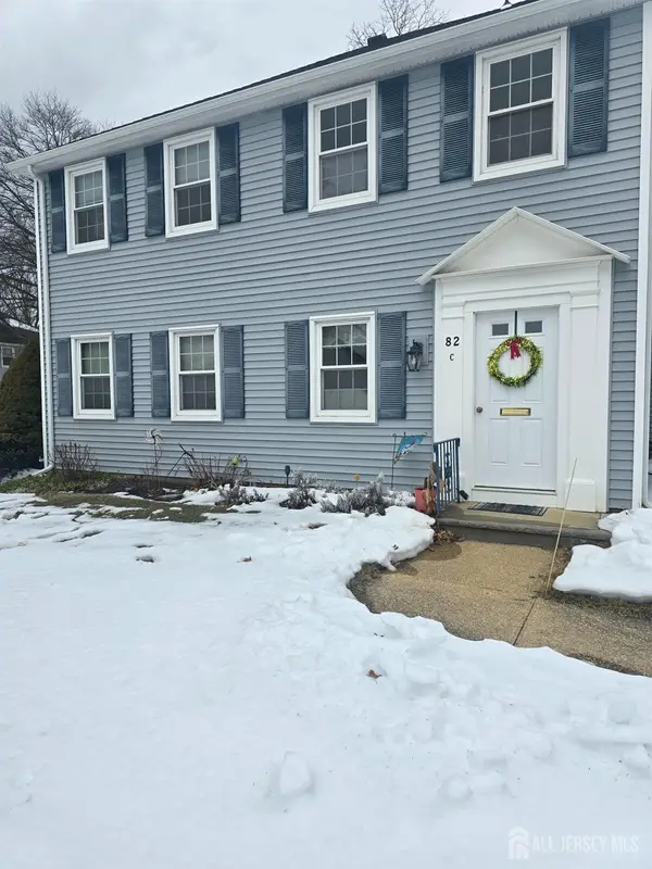 -82 Dorset Lane #C, Monroe, NJ 08831