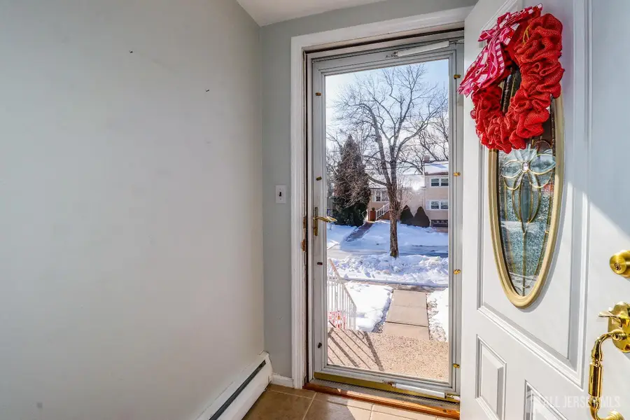 -20 Alastair Place, Colonia, NJ 07067 - #3