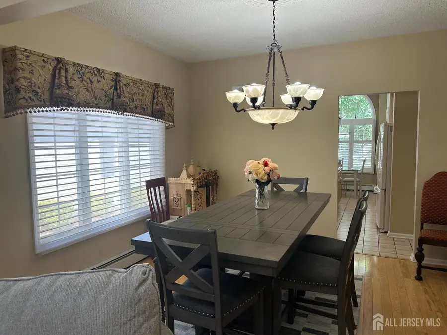 -31 Sherwood Drive, Monroe, NJ 08831 - #3