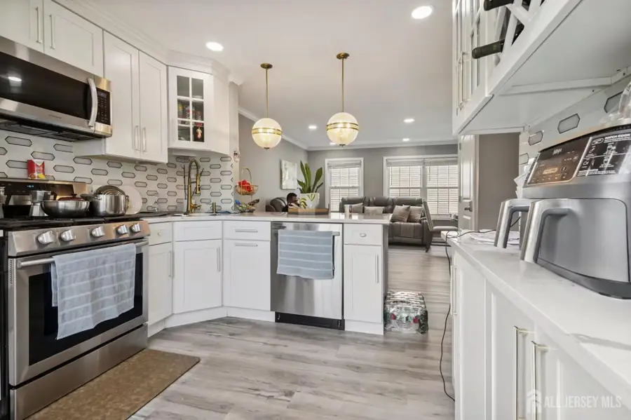 -124 Lawrence Street, New Brunswick, NJ 08901 - #3