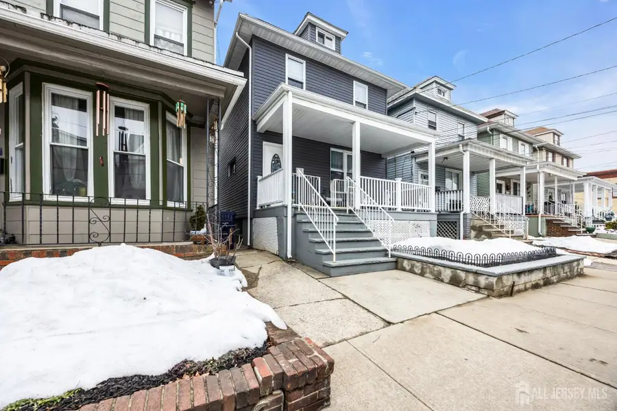 -135 Brighton Avenue, Perth Amboy, NJ 08861 - #3