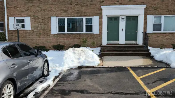 -182 Evergreen Road #3A, Edison, NJ 08837