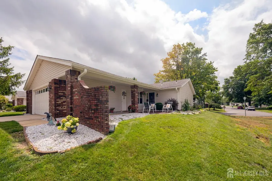 -167-C Laurel Plaza, Monroe, NJ 08831 - #2