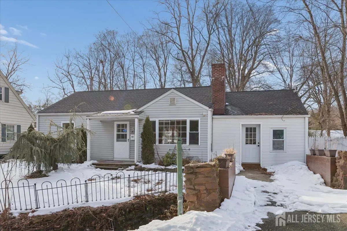 -811 Mountain Avenue, Bound Brook, NJ 08805 - #1