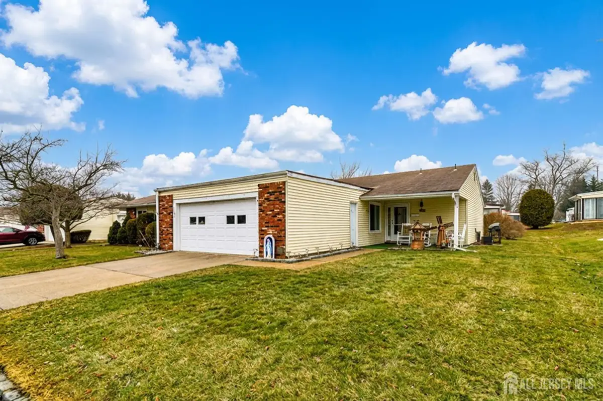 -110-C Chatham Drive, Monroe, NJ 08831 - #1