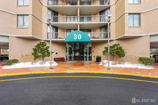 -30 S Adelaide Avenue S #4J, Highland Park, NJ 08904