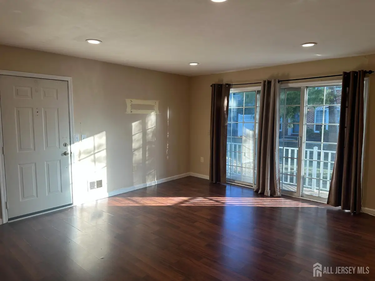 -480 Witney Court, North Brunswick, NJ 08902 - #1