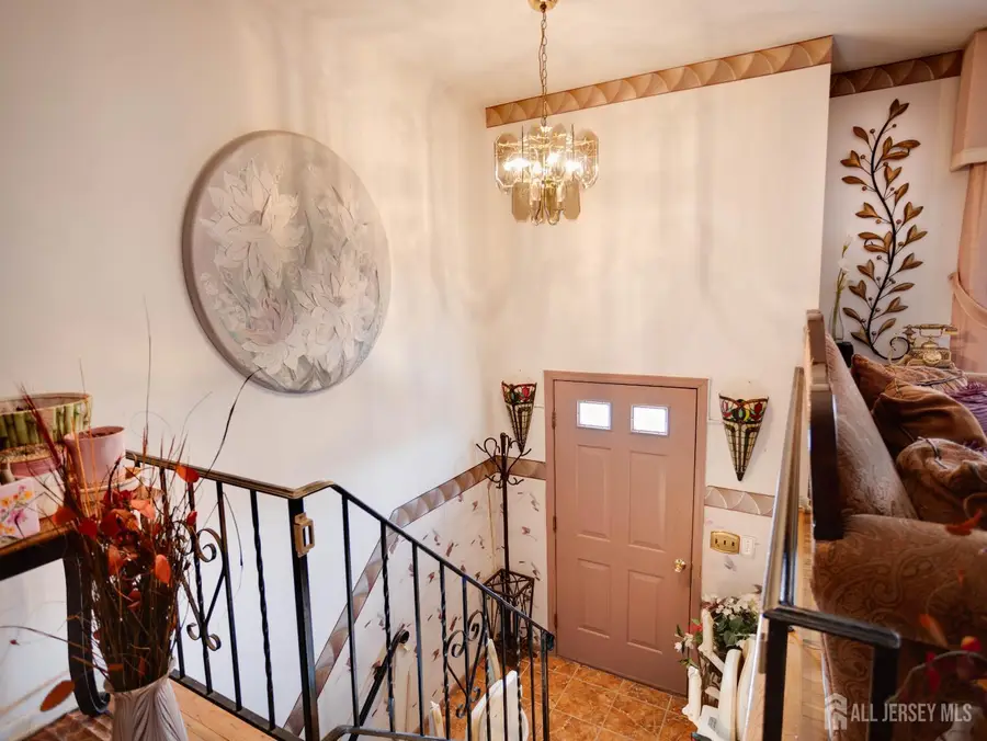 -15 E Walnut Street E, Colonia, NJ 07067 - #2