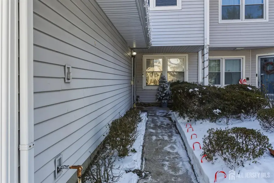 -27 Sandpiper Drive, Parlin, NJ 08859 - #2