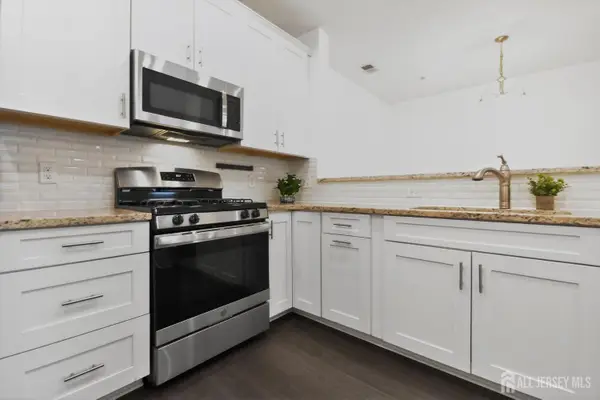 -626 Marion Lane, Monroe, NJ 08831