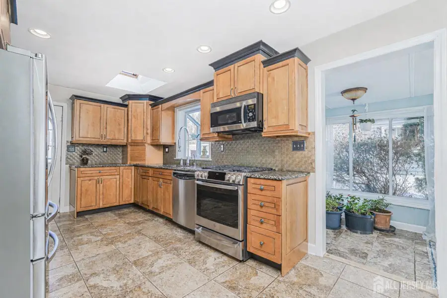 -125 Garretson Circle, Milltown, NJ 08850 - #2