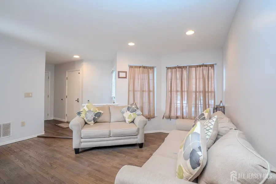 -114 Jared Drive, North Brunswick, NJ 08902 - #3