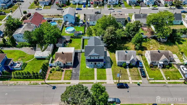 -13 Albany Street, Edison, NJ 08837