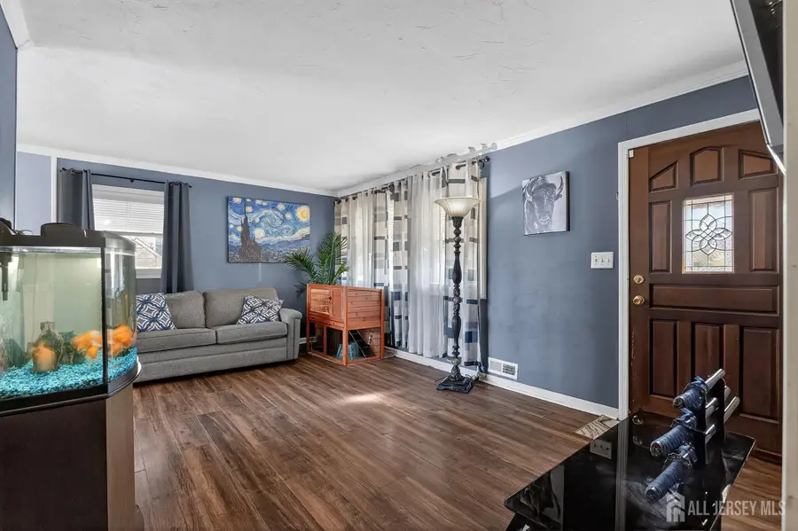 -77 W Arthur Place, Iselin, NJ 08830 - #2