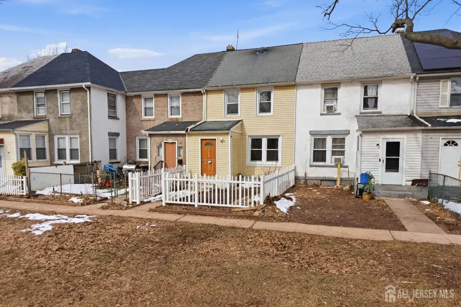 -25 Langley Place, New Brunswick, NJ 08901 - #3