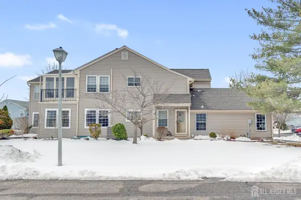 -57 Yorkshire Drive #D, Monroe, NJ 08831