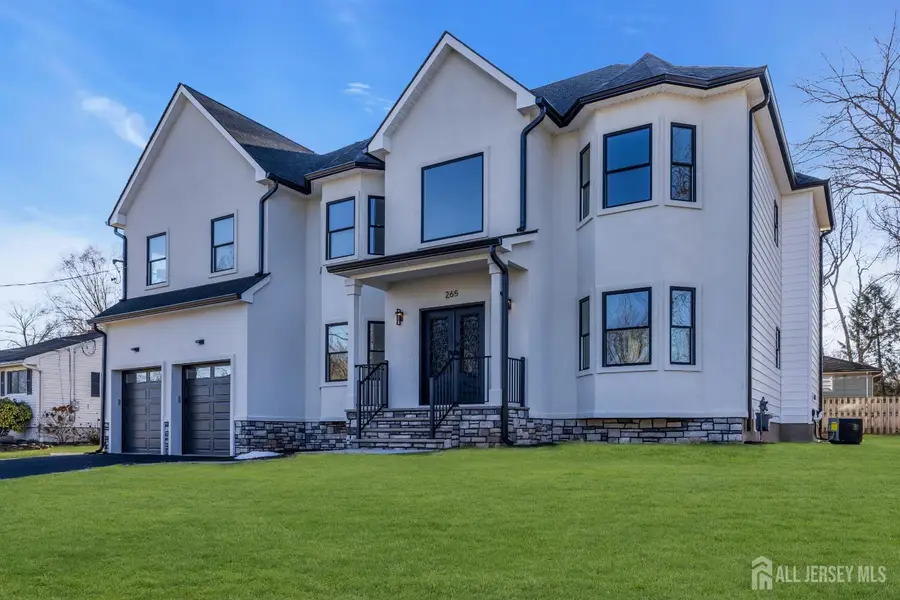 -265 W Prescott Avenue N, Edison, NJ 08820 - #3