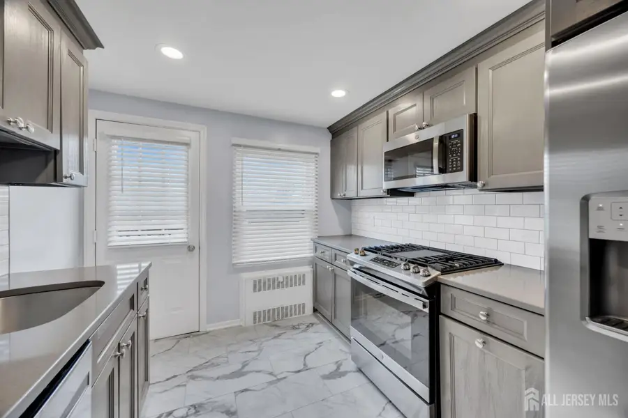 -29-B Garfield Park, Edison, NJ 08837 - #2