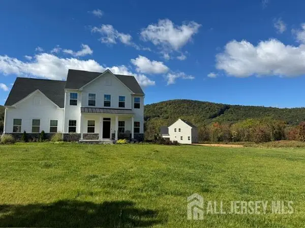 -2 Drake Court, Washington Twp, NJ 07676