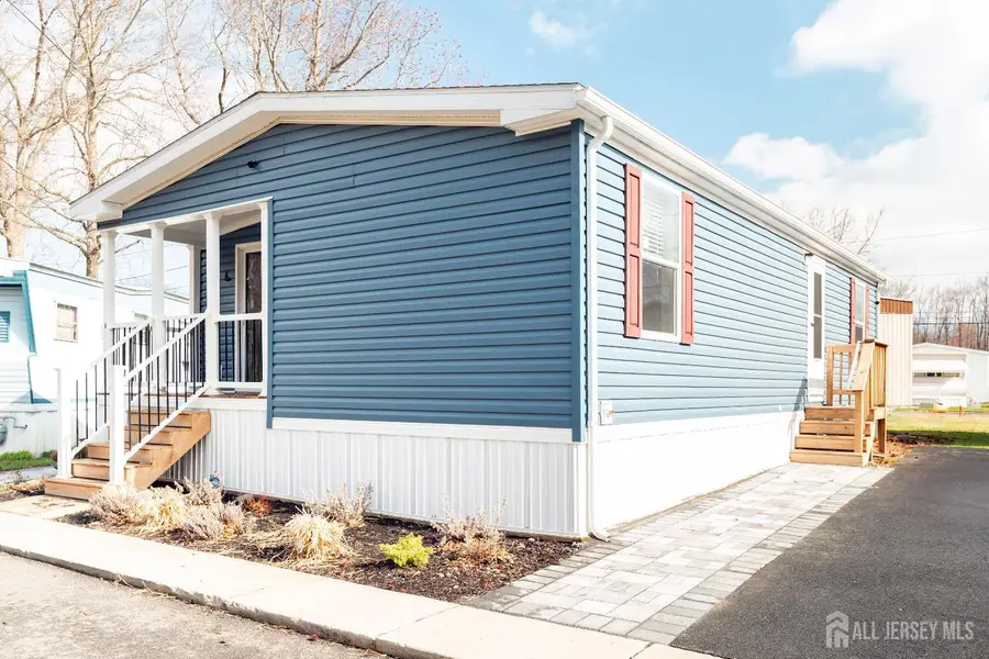 -4 Oakdale Village Drive, South Brunswick, NJ 08902 - #3