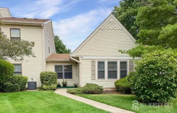 -148 Wycoff Way, East Brunswick, NJ 08816