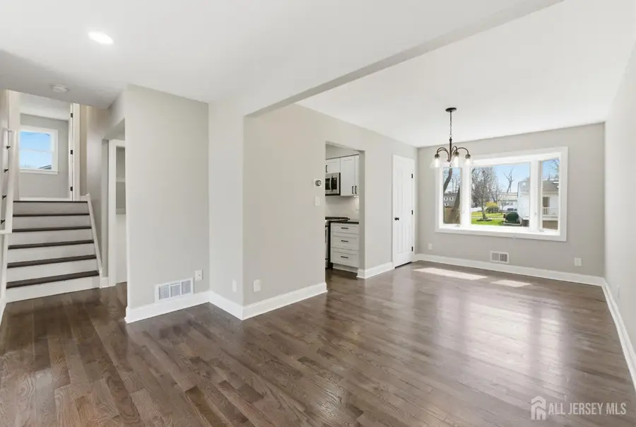 -215 Oakmanor Parkway, South Plainfield, NJ 07080 - #3