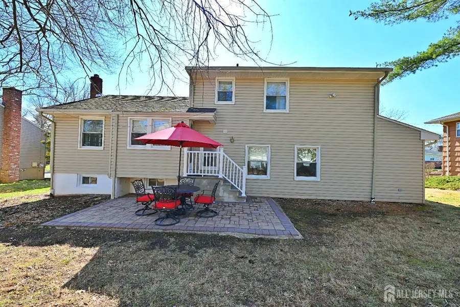 -7 Robin Road, Fanwood, NJ 07023 - #3