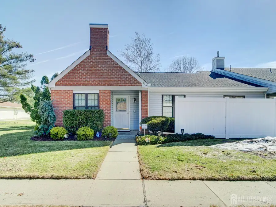 -136 Wycoff Way W, East Brunswick, NJ 08816 - #2